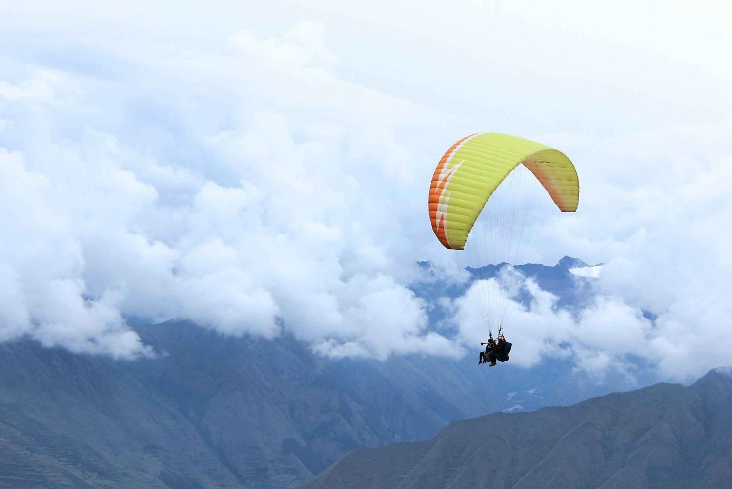Cusco: Tandem paragliding i Inkaenes hellige dal