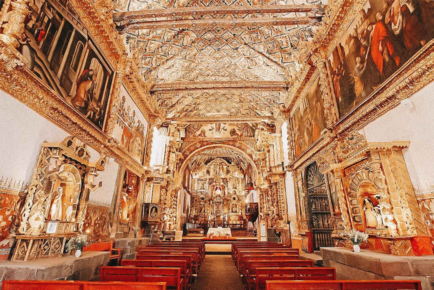 Cusco: Andahuaylillasin kirkkokierroksen aikana.