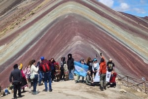 Cusco:Montaña de siete colores Vinicunca mas valle rojo (con comida)