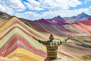 Cusco: Visit the Arcoíris mountain by ATV || Full day ||