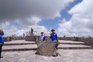 Day trip to Colca Canyon in Arequipa, leaving at 6:00 a.m.