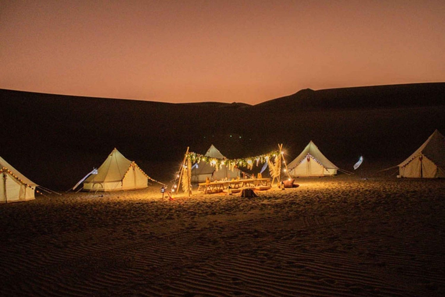 Desert Glamping - Nuit luxueuse sous les étoiles