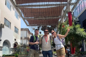 Enjoy Miraflores on foot: Huaca Pucllana, Kennedy Park, Parque del Amor