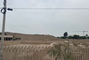 Enjoy Miraflores on foot: Huaca Pucllana, Kennedy Park, Parque del Amor