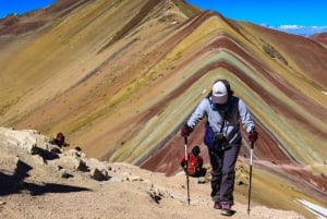 Kierros Montaña de Arco Iris Vinicunca+el Valle Rojo y Tiket