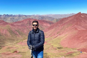 Cusco Un Día: Tour Montaña Arco Iris y Valle Rojo opcional
