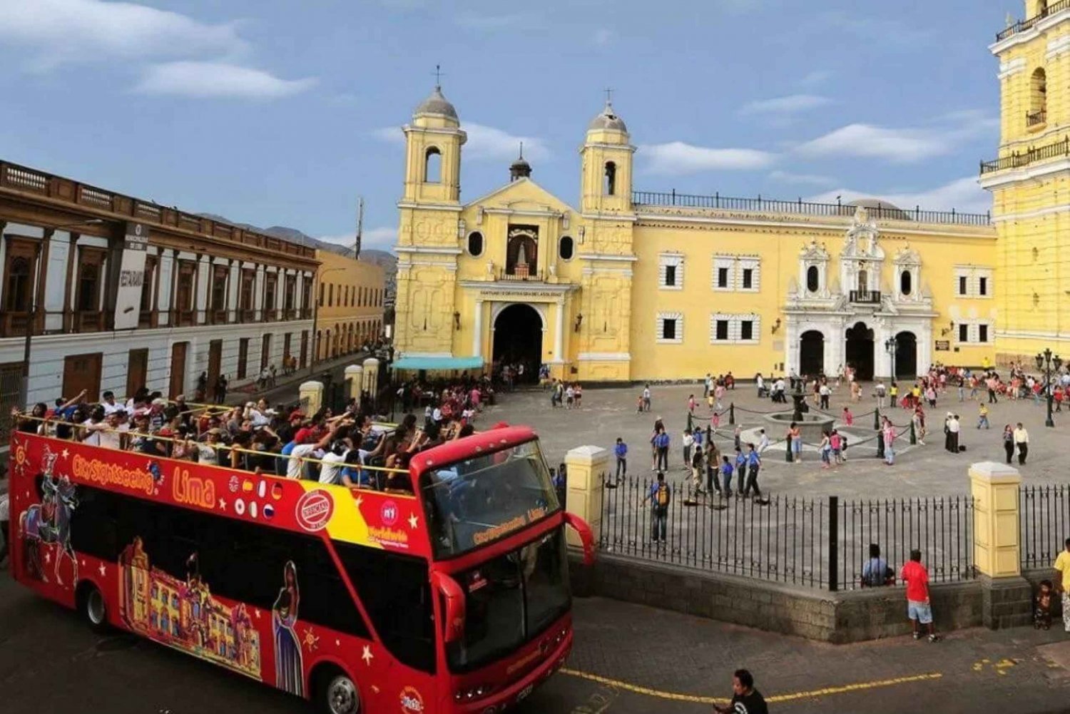 Explore Lima's history and art on a 360° panoramic bus tour
