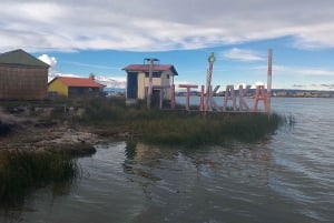 Ilhas Flutuantes dos Uros: visita guiada, cultura e tradição.