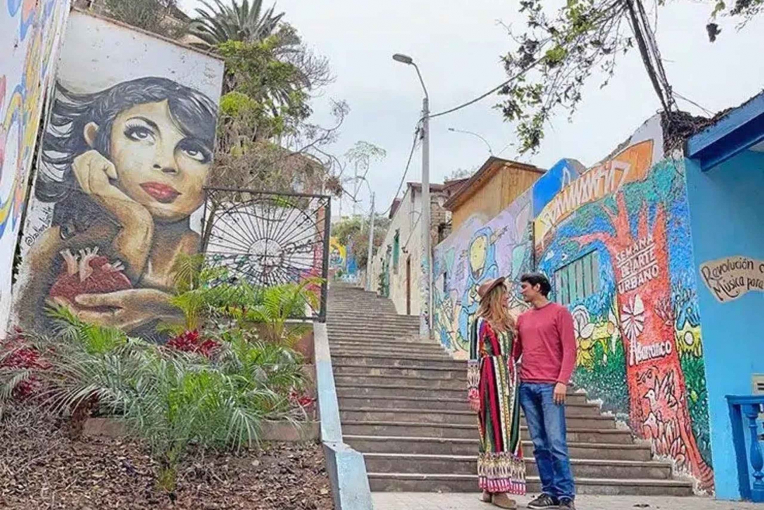 Free Tour Street Art of Barranco small group -don't tip