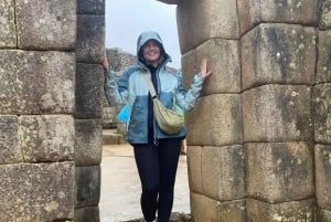 Från Aguas Calientes: Machu Picchu guidad tur med biljetter