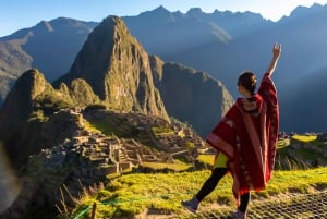 From Aguas Calientes: Machu Picchu Ticket & Guided Tour