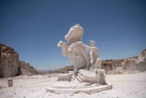 Vanuit Arequipa: Sillar Route - Tour van een halve dag