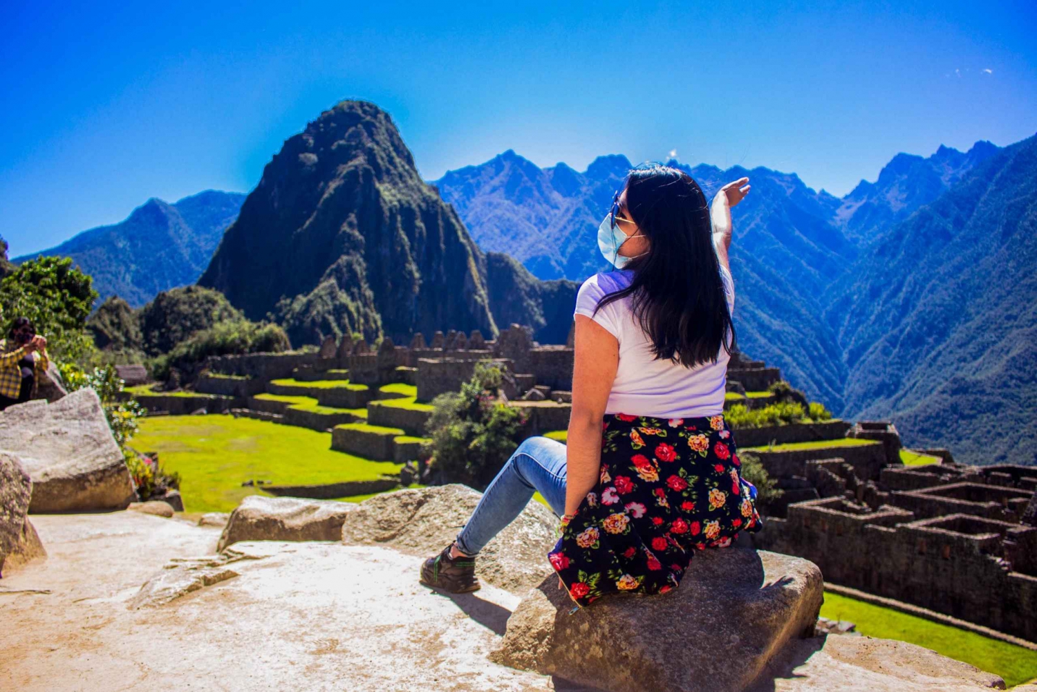 From Cusco: 2 Day Bus Tour to Machu Picchu