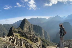 From Cusco: 2-Day Trip to the Sacred Valley and Machu Picchu