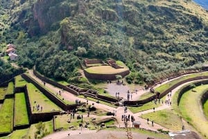 From Cusco: 2-Day Trip to the Sacred Valley and Machu Picchu