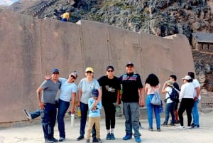From Cusco: 2-Day Trip to the Sacred Valley and Machu Picchu