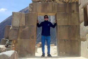 From Cusco: 2-Day Trip to the Sacred Valley and Machu Picchu