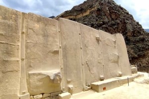 From Cusco: 2-Day Trip to the Sacred Valley and Machu Picchu
