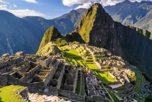 From Cusco: 2 days tour to Machu Picchu and Rainbow Mountain