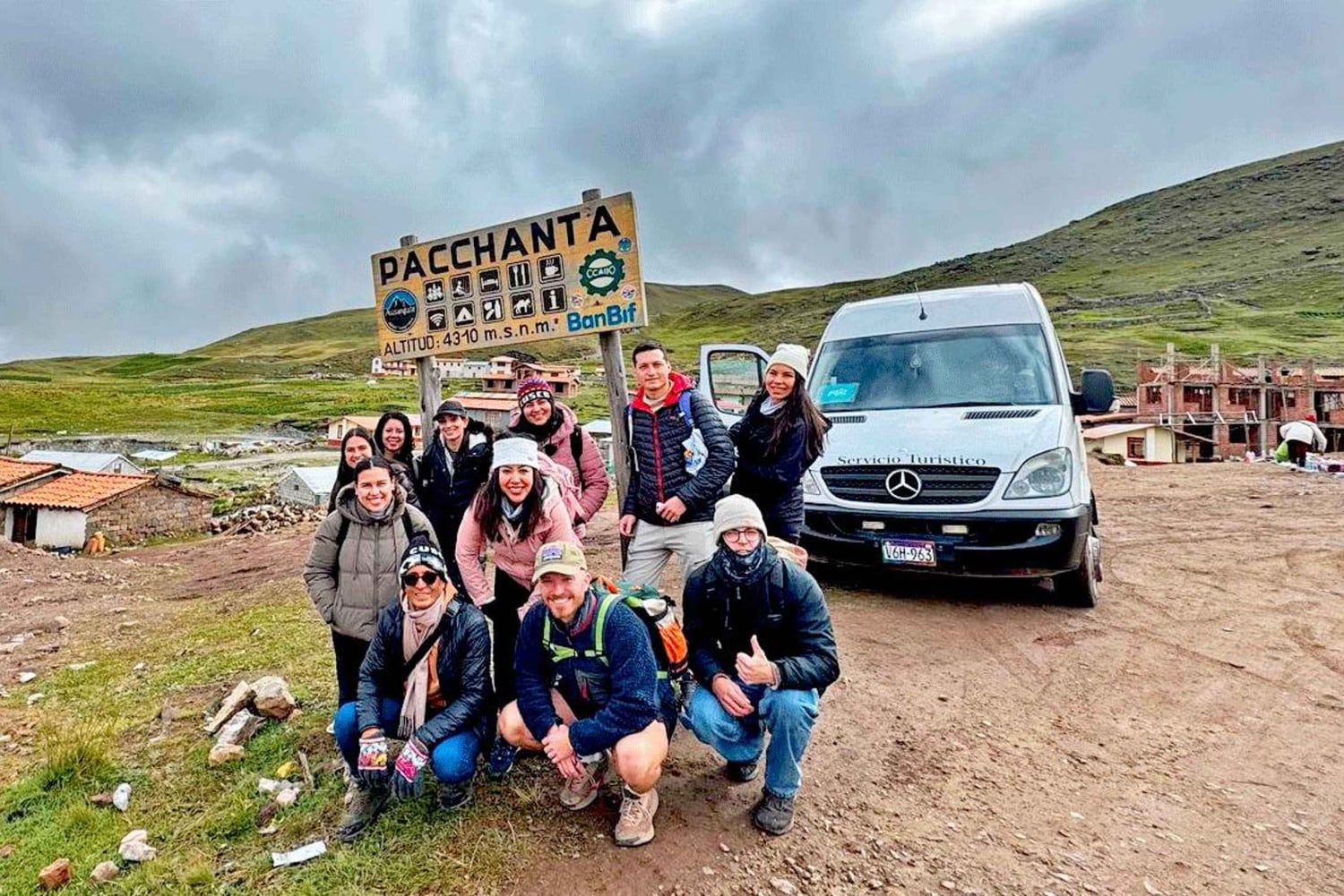 From Cusco: 7 Lakes Ausangate Trek with Breakfast and Lunch