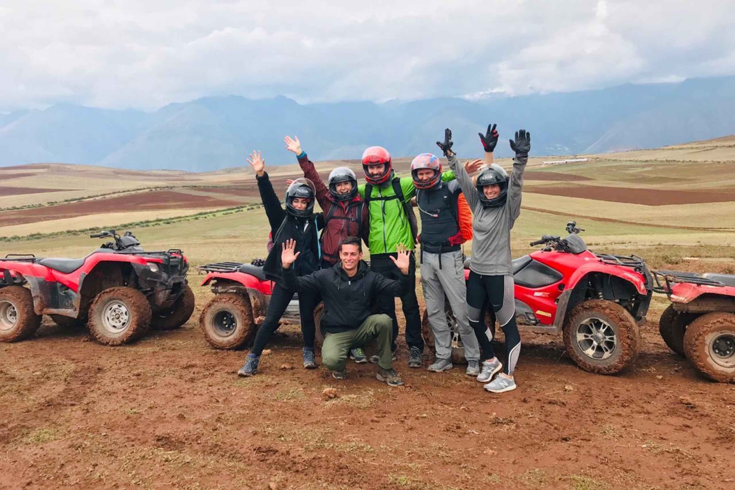 クスコ発：ATV によるワイポ ラグーンとマラス塩鉱山のツアー。