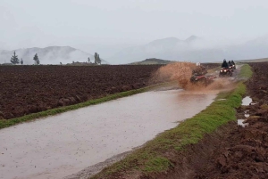 クスコ発：ATV によるワイポ ラグーンとマラス塩鉱山のツアー。