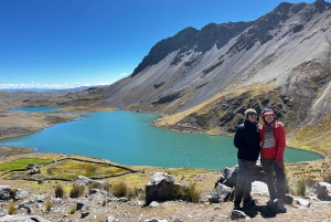 Von Cusco: Ausangate 7 Seen & heiße Quellen – Ganztägige Wanderung