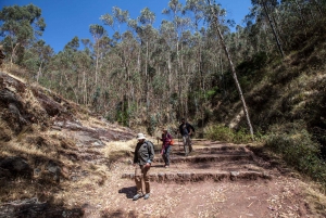 From Cusco: Chinchero and Urquillos Full-Day Private Tour