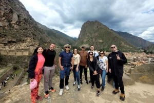 クスコ発：チンチェロ、ウツボ、マラス、オリャンタイタンボ、ピサック