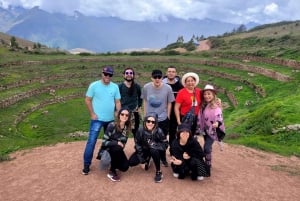 クスコ発：チンチェロ、ウツボ、マラス、オリャンタイタンボ、ピサック