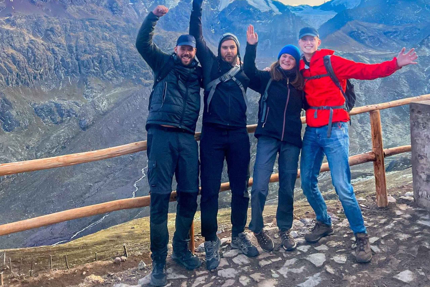 Depuis Cusco : Journée complète Montagne Arc-en-ciel + Vallée Rouge | PRIVÉE