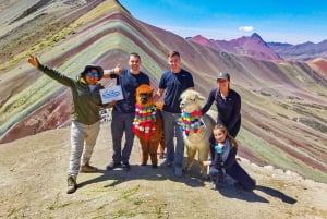 Depuis Cusco : Journée complète Montagne Arc-en-ciel + Vallée Rouge | PRIVÉE