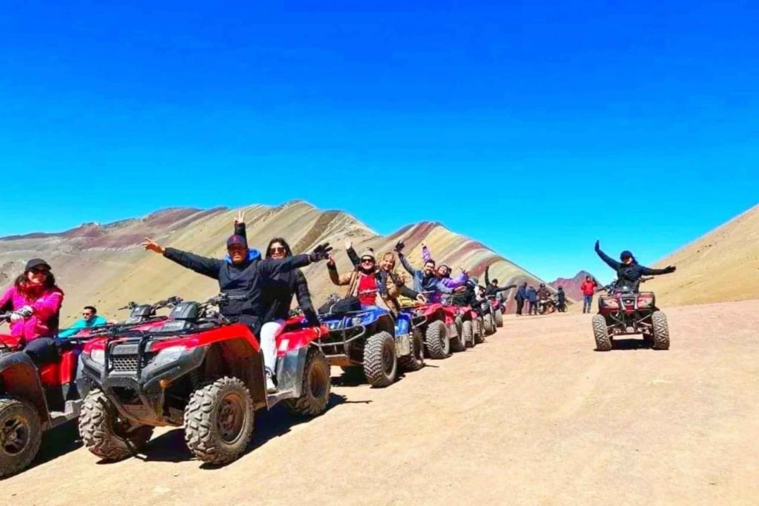 Vanuit Cusco: dagtrip naar Rainbow Mountain met ATV Quak Bike