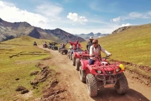 Cuscosta: Koko päivä Rainbow Mountainille ATV Quak Bike -ajelulla