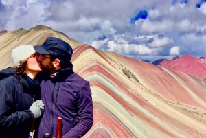 From Cusco: Guided Trip to Rainbow Mountain (7:00am option)