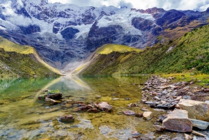 Från Cusco: Guidad tur i Humantay-sjön