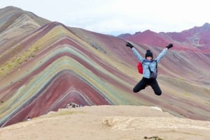 From Cusco: Guided Trip to Rainbow Mountain (6:30am option)