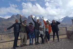 From Cusco: Guided Trip to Rainbow Mountain (6:30am option)