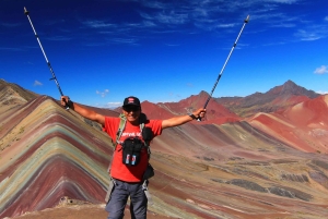 From Cusco: Guided Trip to Rainbow Mountain (6:30am option)