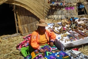 Från Cusco: Titicacasjön, Uros och Amantani med nattbuss