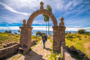 Desde Cusco : Luxery Bus Ruta del Sol-Titicaca Full Day Barco Veloz 2 Días