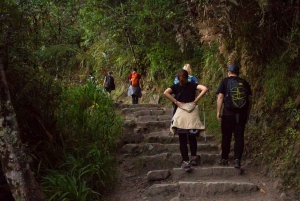 From Cusco: Machu Picchu 2-day Budget Tour by Car
