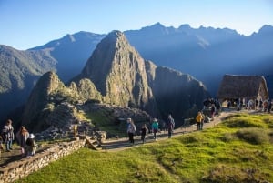 Von Cusco aus: Machu Picchu 2-Tages-Budget-Tour mit dem Van