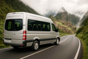 Depuis Cusco : Machu Picchu en voiture 2 jours + Hôtel et petit déjeuner