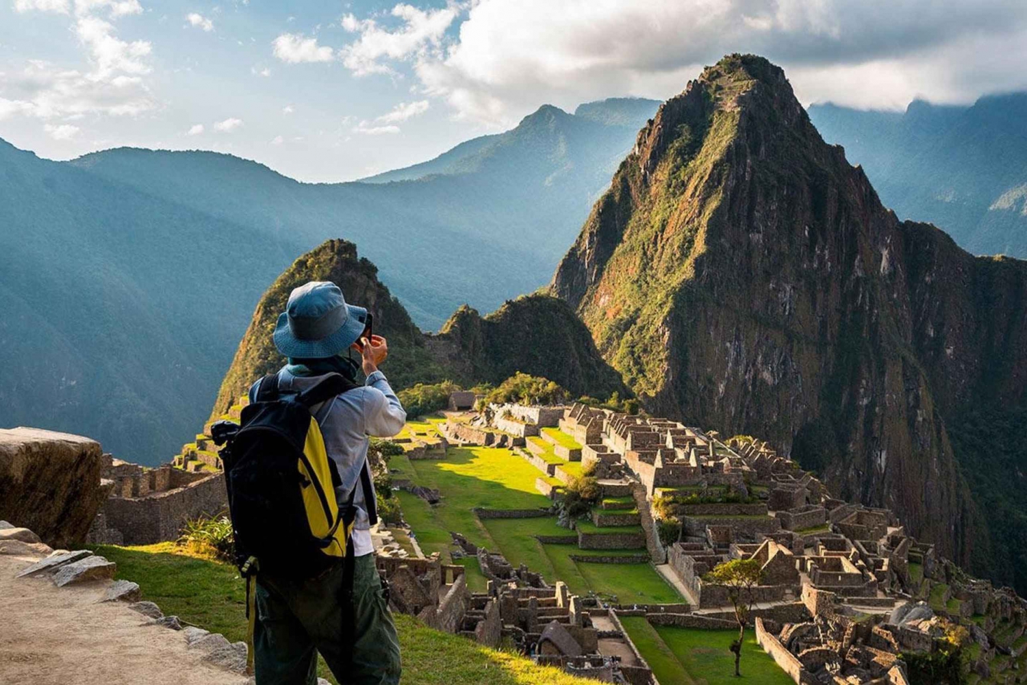 Cuscosta | Machu Picchu Tour + Huayna Picchu vuori