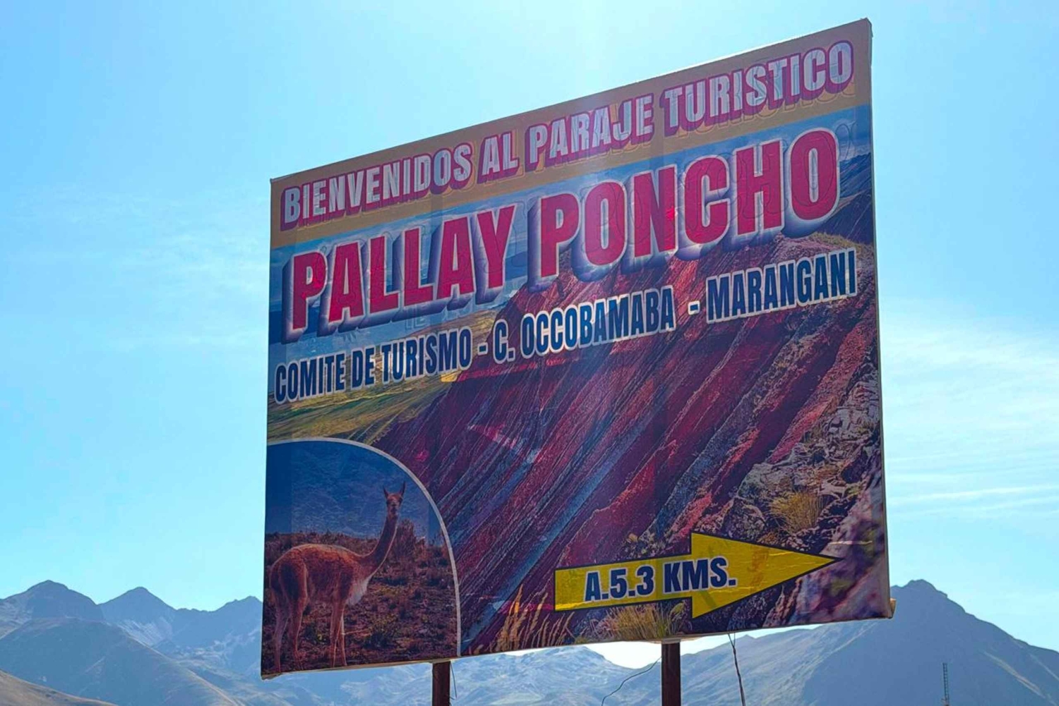 From Cusco: Pallay Punchu Hike and Raqchi Visit with Meals