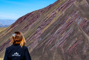 From Cusco: Pallay Punchu Hike and Raqchi Visit with Meals