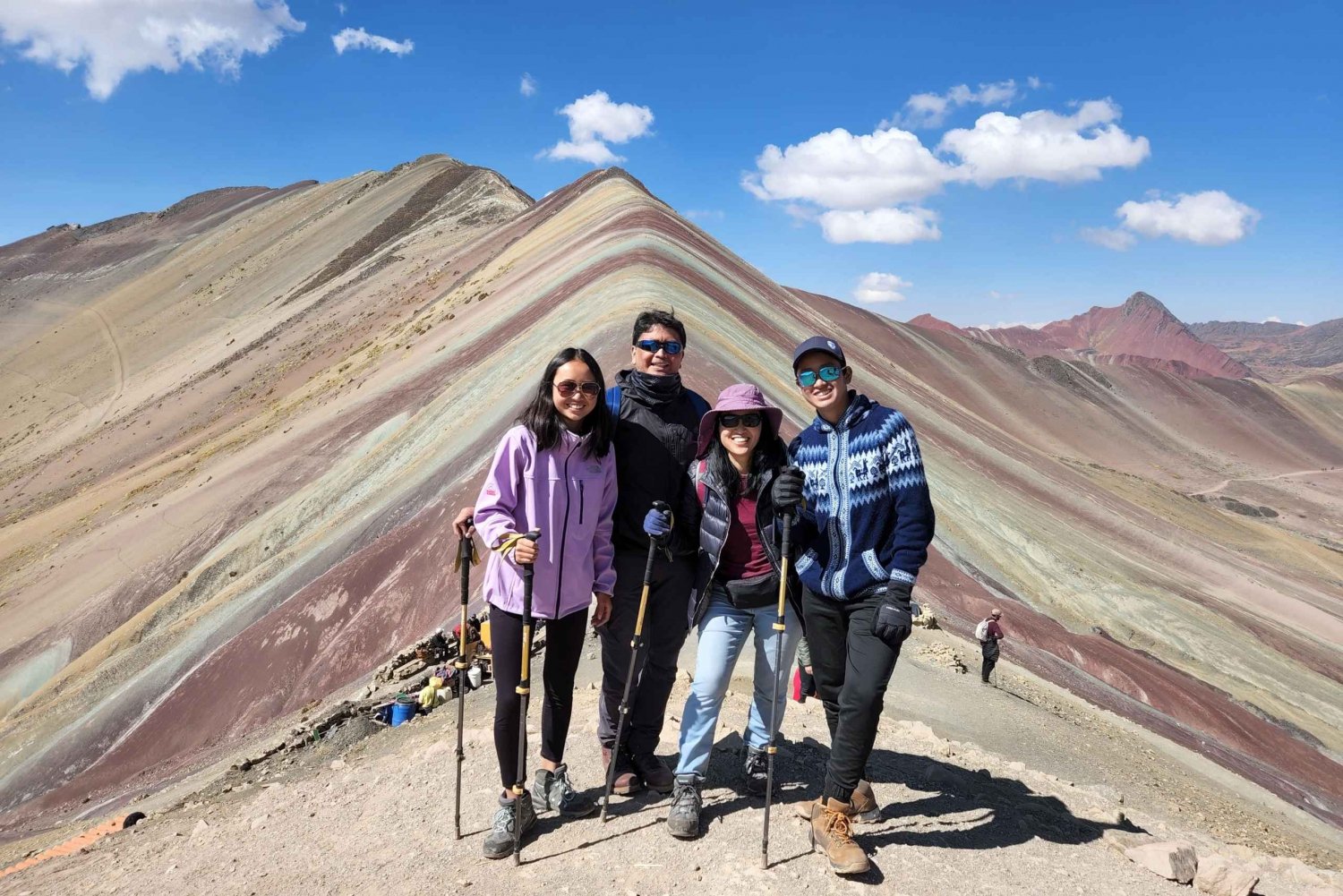 Depuis Cusco : Visite d'une jounée de la Montagne de l'Arc-en-ciel et de la Vallée Rouge
