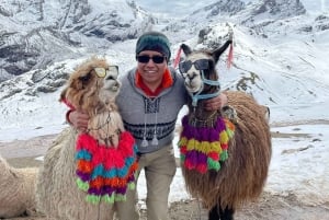 クスコからレインボーマウンテンとレッドバレー プライベート