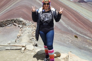 クスコからレインボーマウンテンとレッドバレー プライベート